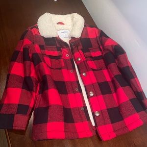 Toddler boy plaid Sherpa lined jacket size 4t.🔴🖤